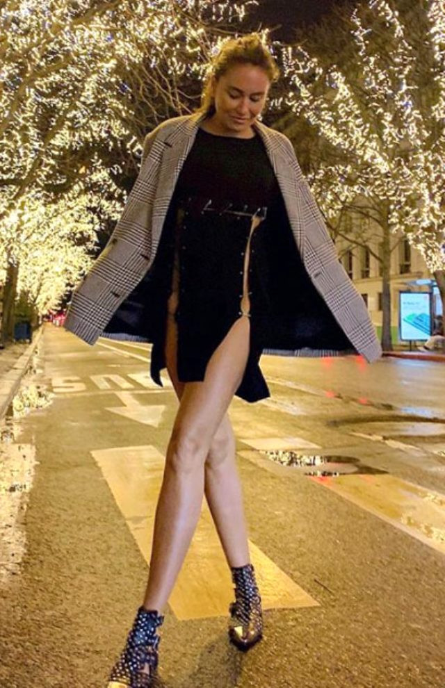 Eda Taşpınar'dan sosyal medyayı sallayan kış pozu - Resim: 2