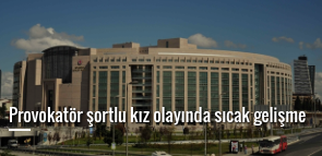 Akit tekmeci saldırganı savundu, şortlu kızı suçladı! - Resim: 2