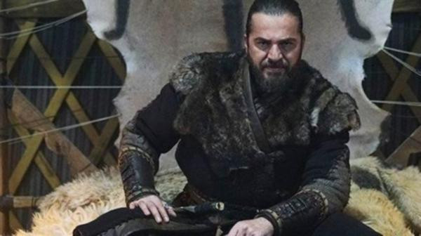 Tarihi skandal! Engin Altan’ı, Ertuğrul Gazi yaptılar - Resim: 2