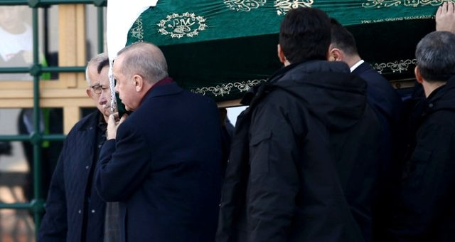 Erdoğan'ın omuz verdiği cenazenin kime ait olduğu ortaya çıktı - Resim: 3