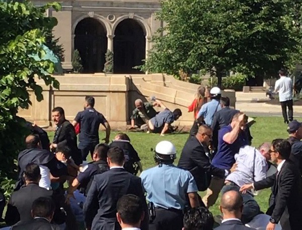 NYT, Erdoğan'ın korumalarını tek tek afişe etti - Resim: 3