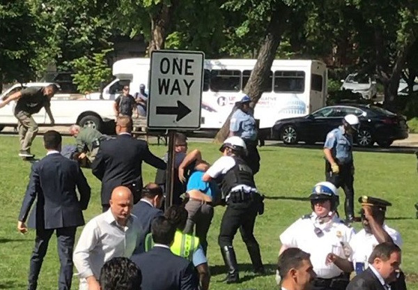 NYT, Erdoğan'ın korumalarını tek tek afişe etti - Resim: 2