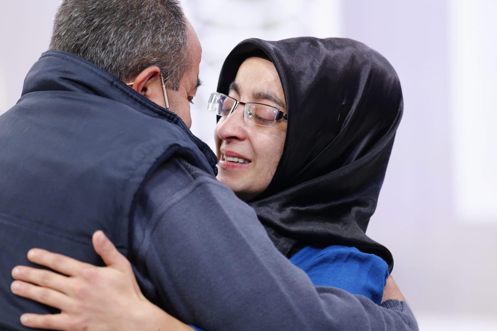 Esra Erol’a katılan damat adayı Serkan Eyvaz dolandırıcılıktan tutuklandı! - Resim: 1