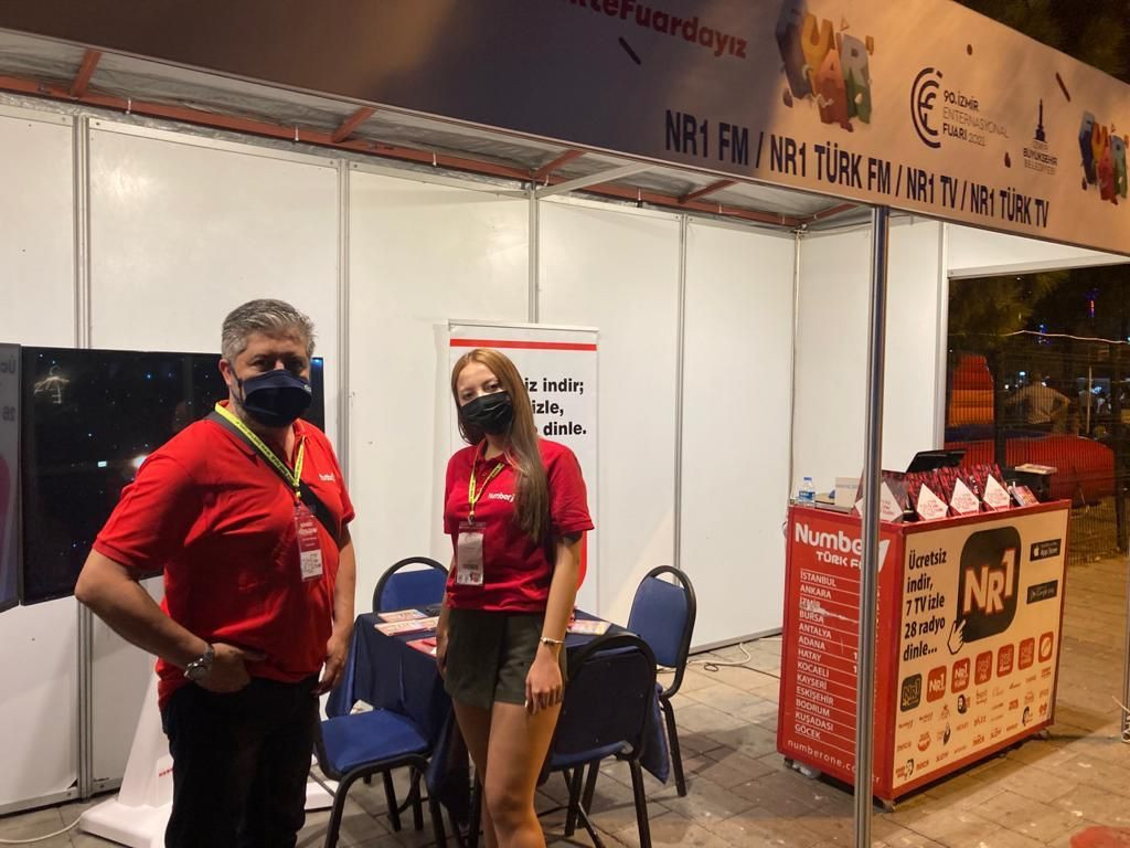 Number One 90. İzmir Enternasyonal Fuarı'nda Dinleyenleriyle Buluşuyor - Resim: 2