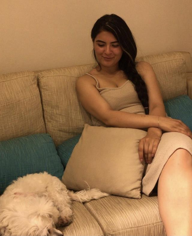 Hanife Gürdal Boşanma Haberini Böyle Duyurdu: K..ınıza Kına Yakın - Resim: 1