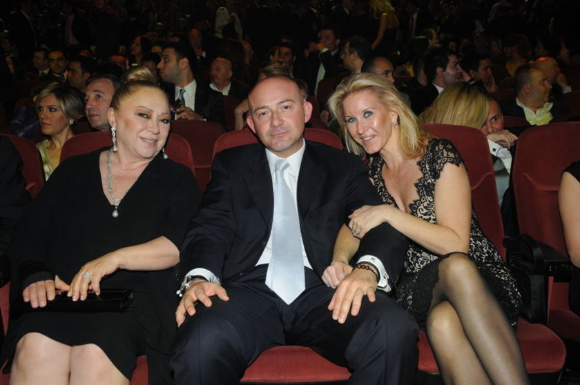 Ferit Şahenk’in tek mirasçısı olan kızı Defne Şahenk kimdir? - Medyafaresi