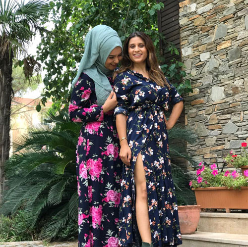 Hanife'nin fotoğrafındaki yırtmaç takipçilerini kızdırdı - Resim: 1