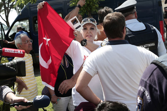 Darbecileri protesto edip, katiller diye bağıran kim çıktı? - Resim: 1