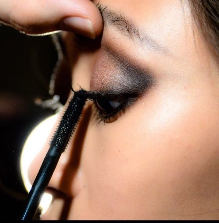 Siy Kuaför’ün Güzellik Uzmanı Sinem Üst’ten Gelin Makyajı Önerileri - Resim: 1