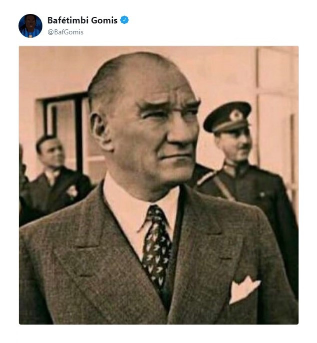 Bafetimbi Gomis'ten Atatürk paylaşımı - Resim: 1
