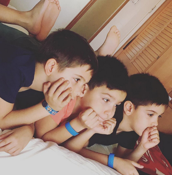 Gülben Ergen: Etrafına zehir saçanlar ise hep katrana, hep zehire - Resim: 1