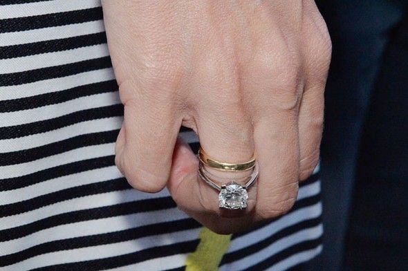 Gülşen sustu tektaşı konuştu! - Resim: 1