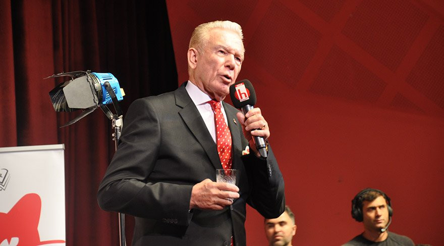 Yılmaz Özdil'den flaş Andrew Brunson açıklaması: Ben İzmir'e müftü yapacaklarını düşünmüştüm - Resim: 2