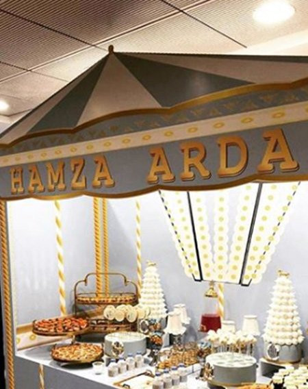 Arda Turan ile Aslıhan Doğan'ın bebeği doğdu - Resim: 1