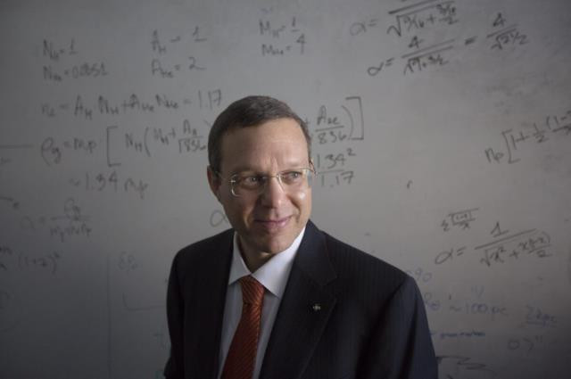 Harvard Profesörü Loeb: Uzaylılar Dünyayı Ziyaret Etti, 200 Metre Oumuamua - Resim: 1