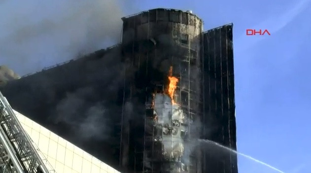Gaziosmanpaşa Taksim İlkyardım Hastanesi'nde yangın - Resim: 5