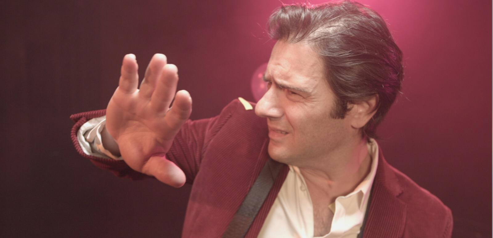 Canan Ergüder ve Kenan Ece'den vicdanlara seslenen oyun: Hipokrat - Resim: 2