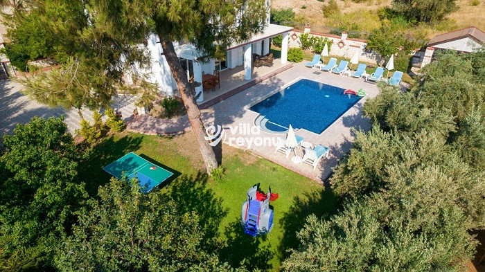 Huzurlu Bir Tatil Seçeneği: Villa Kiralama - Resim: 2
