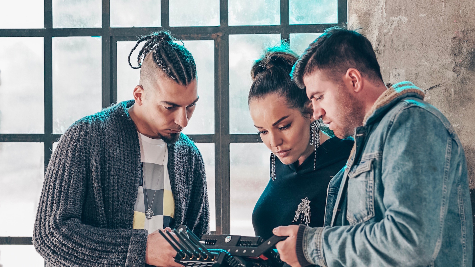 Rekor kıran kliplerin yönetmeni Ahmet Can Tekin: Güzellik standartlarım yok - Resim: 7