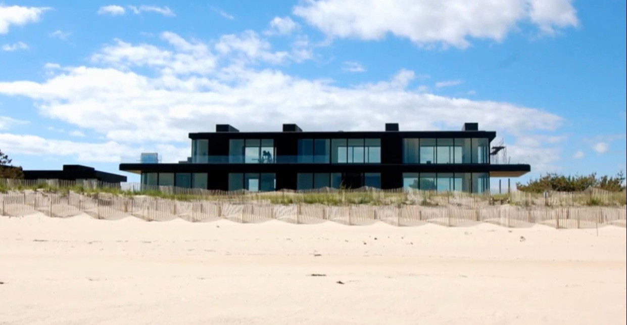 Ünlülerin Milyonlarca Dolarlık Yazlıklarının Olduğu NY Hamptons'tan Yaza Veda - Resim: 10