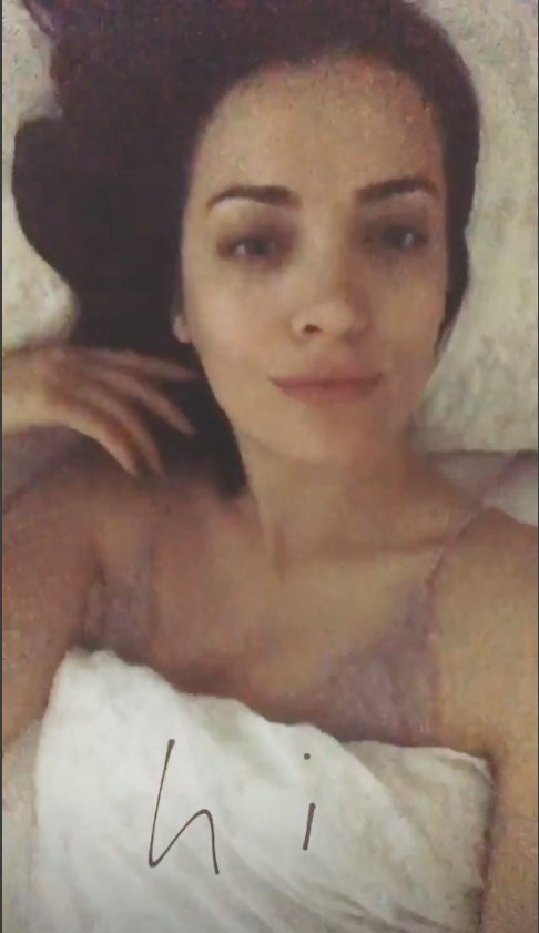 İrem Sak’tan uyku öncesi merhabası - Resim: 1