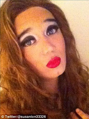 Kadın gibi giyinip birlikte olduğu 150 erkeği gizli kamerayla çekti - Resim: 2