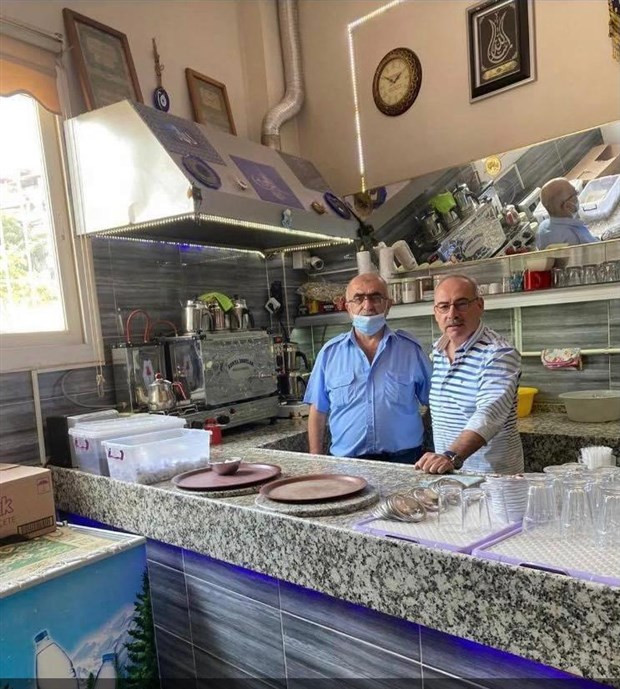 İzmirli Kahveci Ekonomik Sıkıntılara Dayanamadı Canına Kıydı - Resim: 1