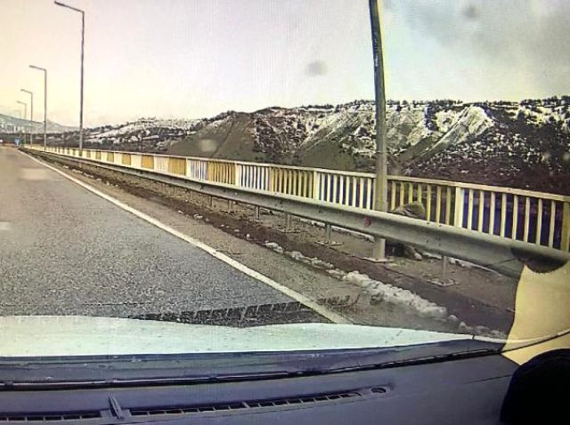 Kayıp Gülistan'ın olay günü köprüde görüntüsü çıktı - Resim: 1