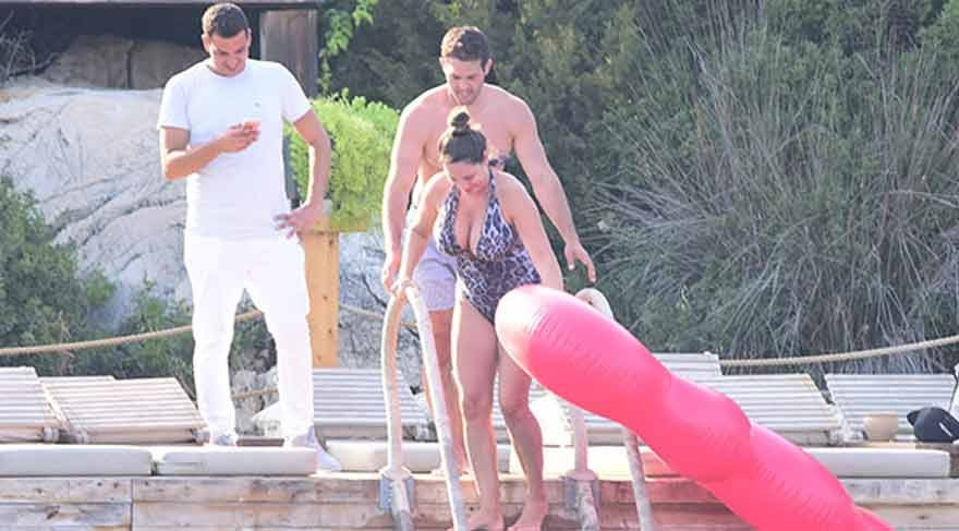 Kelly Brook estetik yaptırmaya karar verdi! - Resim: 1