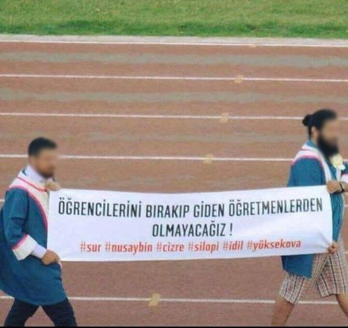 Doğu Akdeniz Üniversitesi mezuniyet töreninde skandal PKK pankartı! - Resim: 1