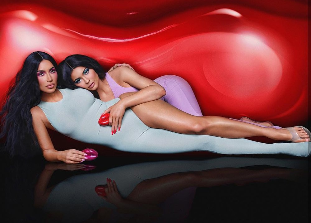Kim Kardashian ve Kylie Jenner işbirliği yaptı - Resim: 1