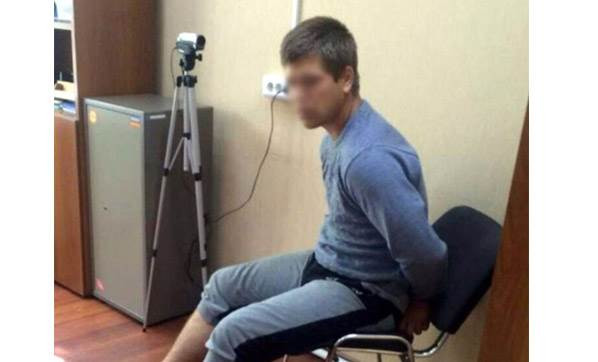 10 yaşındaki kızını 4.5 TL'ye sattı, tecavüz edilmesini izledi - Resim: 1