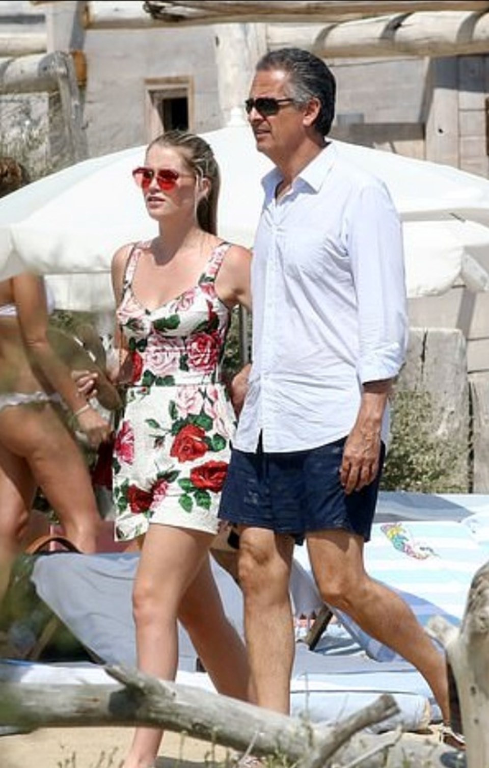 Lady Kitty Spencer babasından 5 yaş büyük sevgilisi Michael Lewis ile evleniyor - Resim: 1