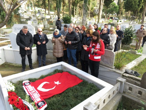 Mehmet Ali Birand ölümünün 7. yılında mezarı başında anıldı - Resim: 1