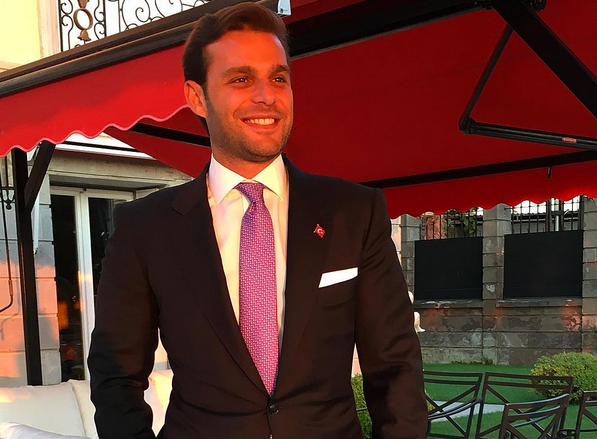 Meral Akşener’in partisine Playboy transferi: Mehmet Aslan kim, sevgilisi kimdir? - Resim: 1