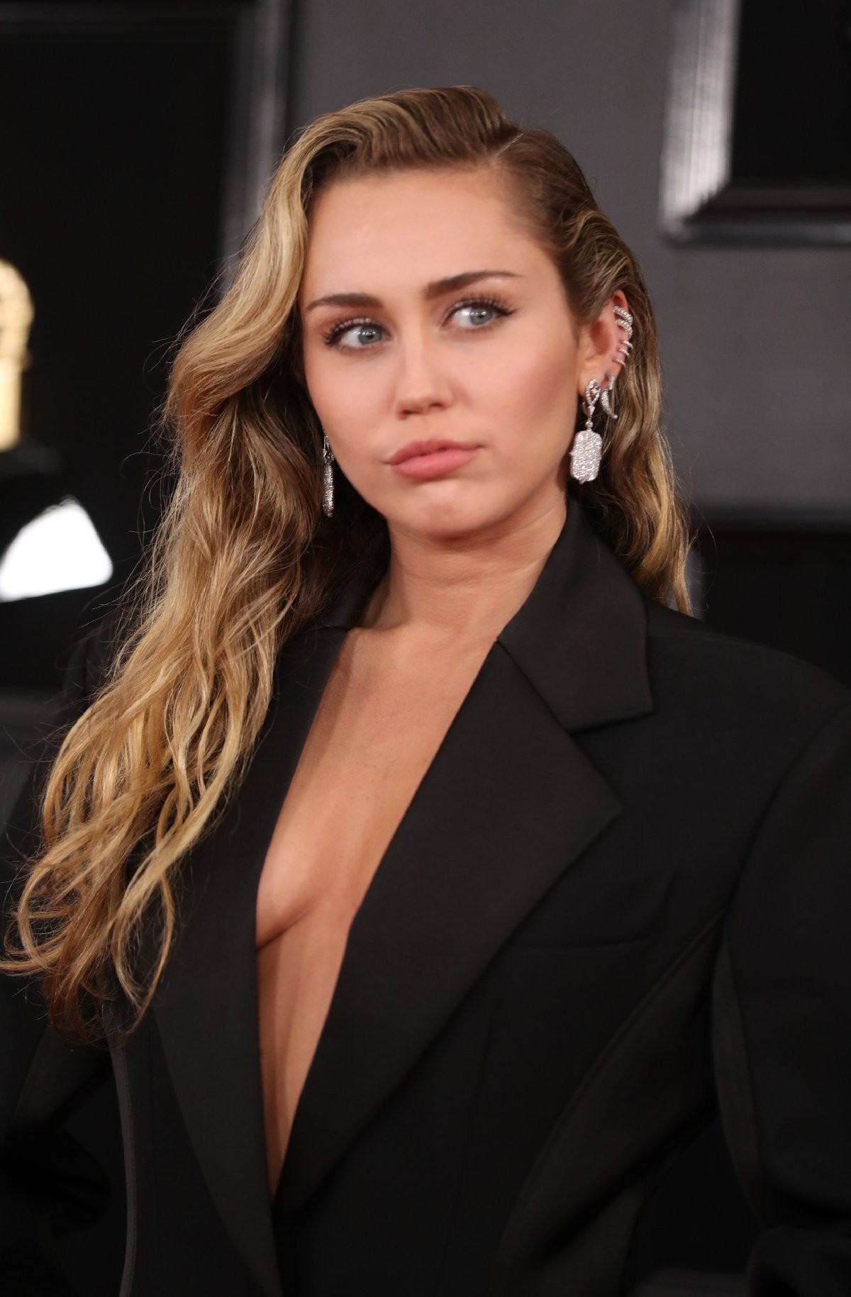 Miley Cyrus cinsel tercihini açıkladı: Panseksüelim - Resim: 1