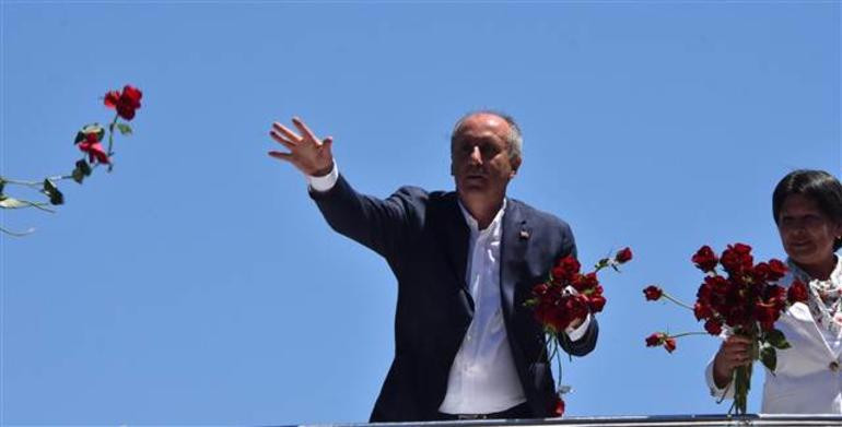 Muharrem İnce'yi ağlatan anneler günü sürprizi! - Resim: 4