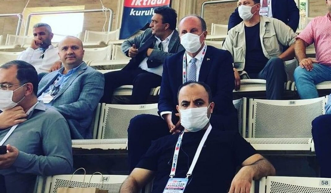 CHP Kurultayında dikkat çeken İnce detayı - Resim: 1