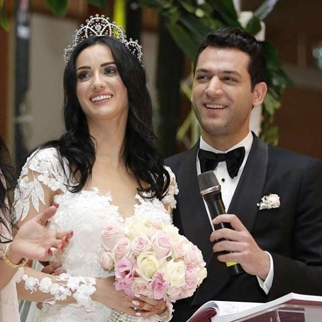 Murat Yıldırım'ın eşi Iman Elbani kimdir, kaç yaşında? - Resim: 1