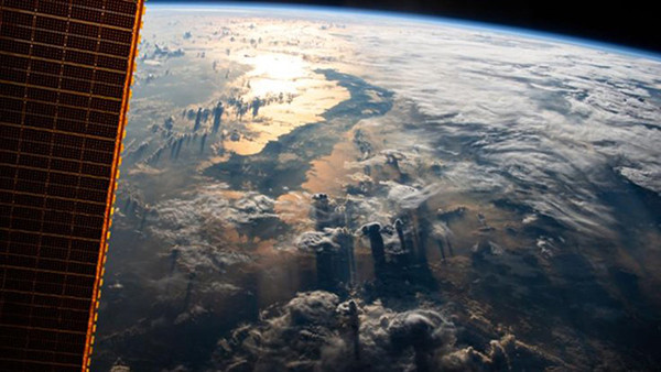 400 kilometreden Dünya böyle görünüyor! - Resim: 2