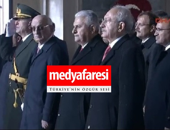 Anıtkabir'de ilginç kare: Kahraman Kılıçdaroğlu'na öyle bir baktı ki.. - Resim: 1