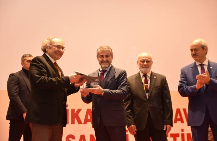 Bakan Nebati'nin FETÖ'den Sonra SADAT Fotoğrafları Ortaya Çıktı - Resim: 1