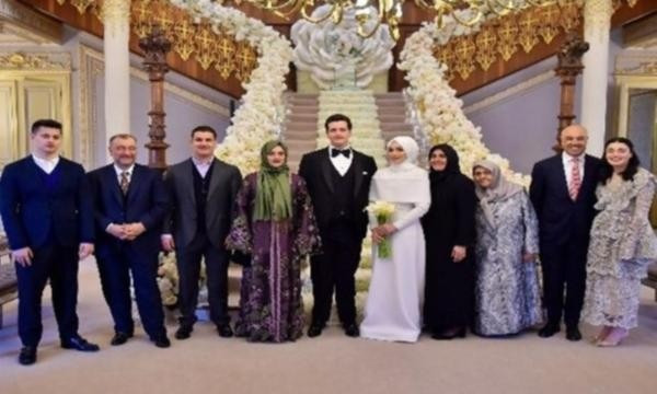 Nihal Olçok haram olsun demişti: O düğün Dubai'de yapıldı - Resim: 1