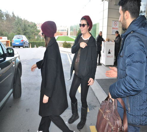 Nur Fettahoğlu bebeğinin yüzünü gösterdi - Resim: 2