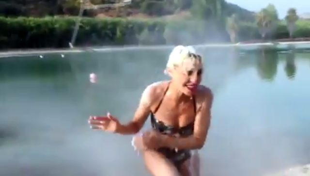 Yunus Günçe karısını otomobil gibi fırçaladı, tazyikli suyla yıkadı - Resim: 2