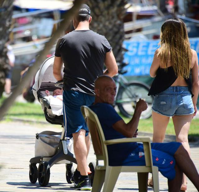 Özcan Deniz oğlu Kuzey'in fotoğrafını paylaştı - Resim: 1