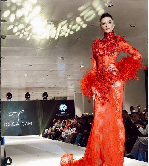 Özge Ulusoy akıma uydu: Gözümde çapak, dudağımda ayran... - Resim: 1