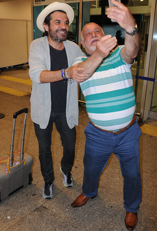 Kenan Doğulu, Türkiye'ye Beren Saat'siz döndü - Resim: 1