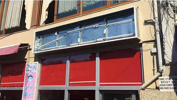 Muhammet adlı lokanta açan esnafın tabelası zabıta tarafından söküldü - Resim: 2