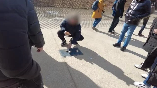 Fırat Albayram ve Ceyda Kasabalı Eyfel Kulesinin Önünde Dolandırıldı - Resim: 1